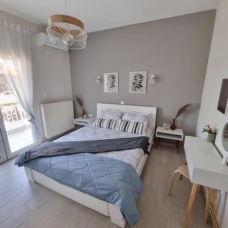 Our Home-Fully Renovated Apartments And Studios By The Sea Nikiti  Exterior foto