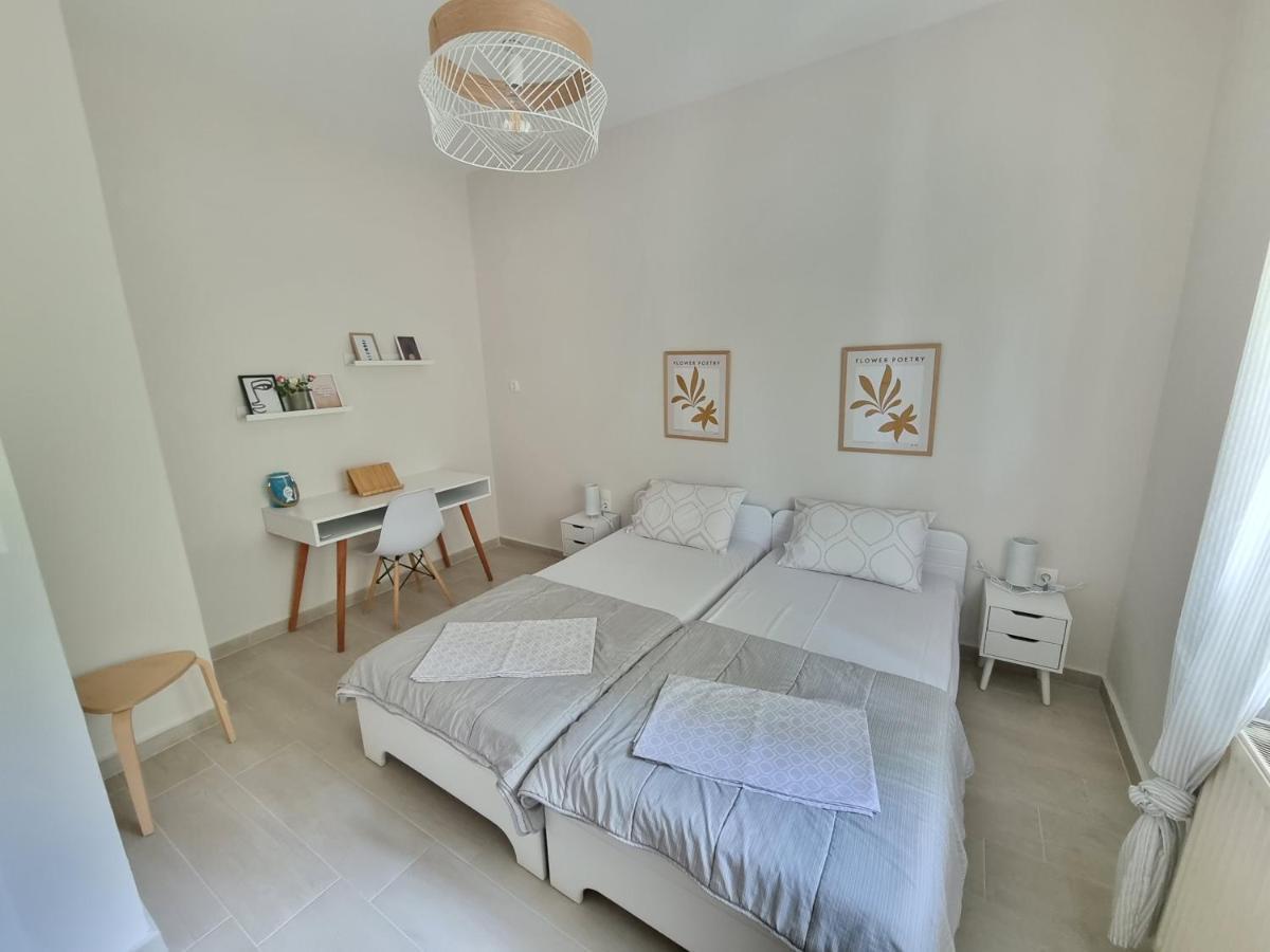 Our Home-Fully Renovated Apartments And Studios By The Sea Nikiti  Exterior foto