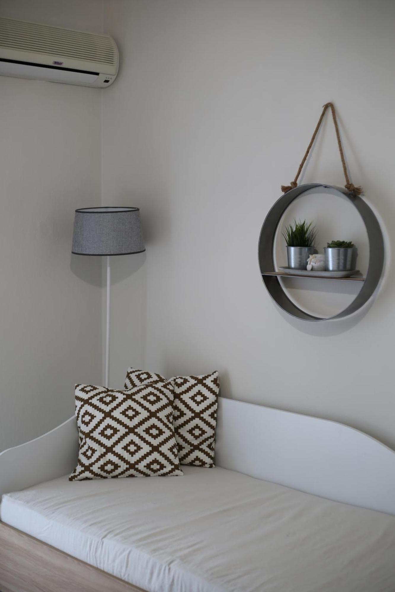 Our Home-Fully Renovated Apartments And Studios By The Sea Nikiti  Exterior foto